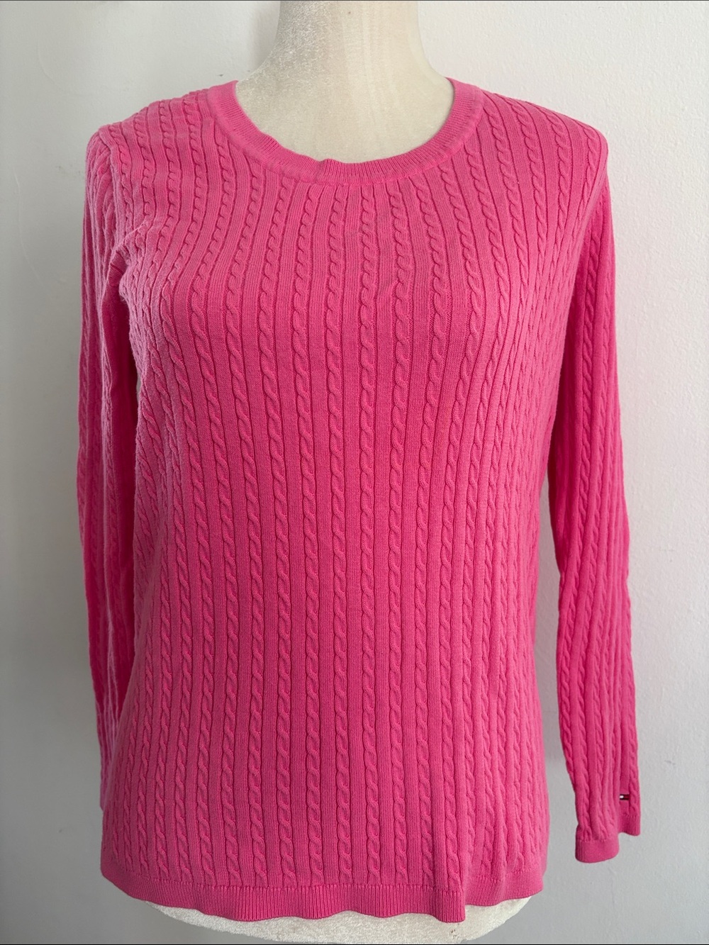 NWOT Tommy Hilfiger Hot Pink Cable Knit Sweater Lsz